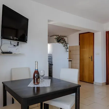 Josipovic 1 By Interhome * Vir